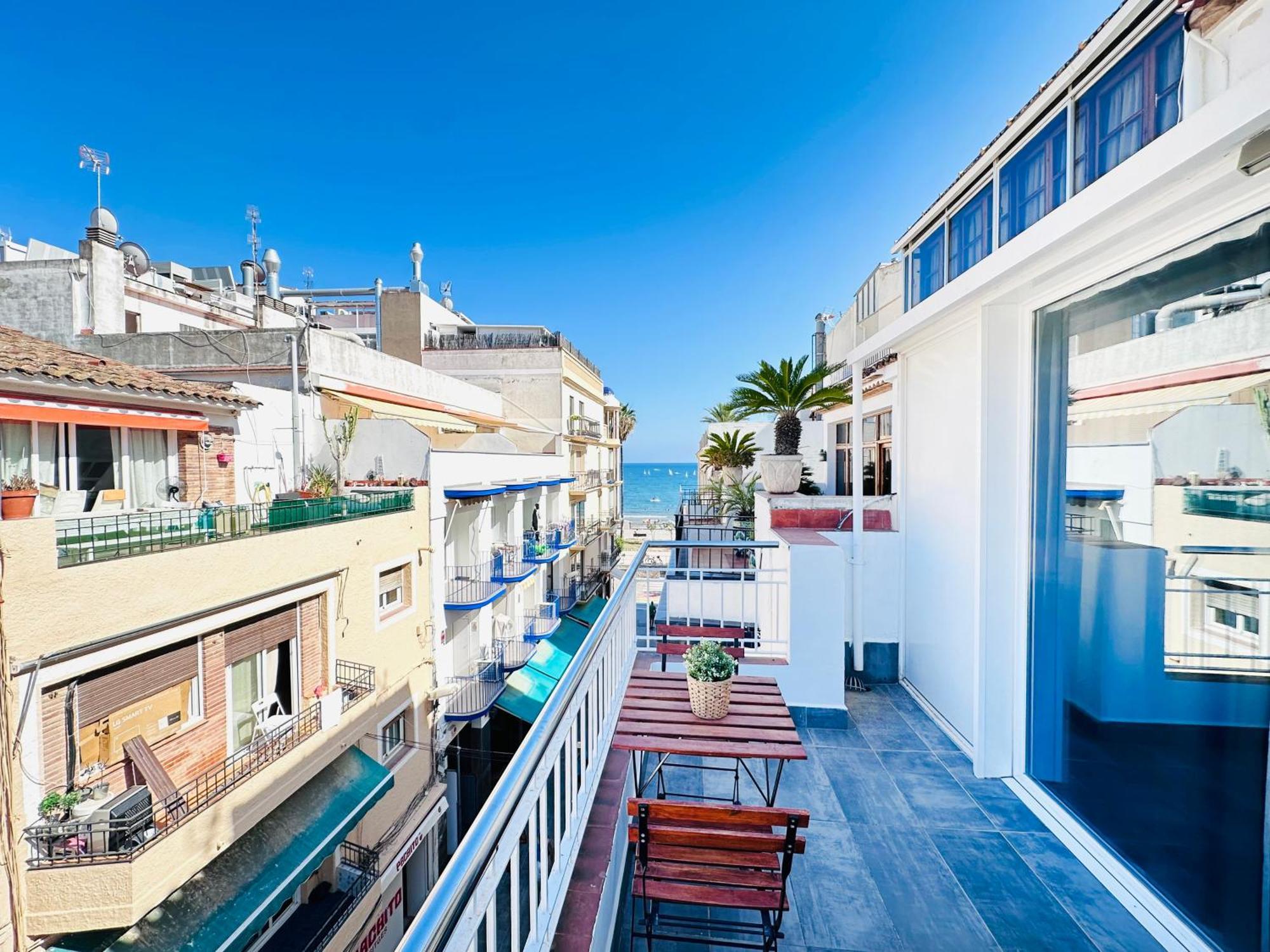 Rainbow By Blausitges Apartment Sitges
